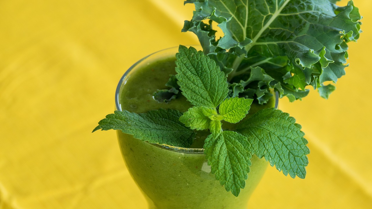 Picture of coconut peanut butter mixed green smoothie